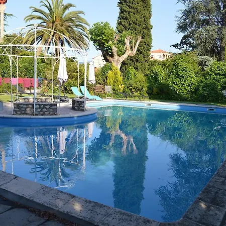 Lafabregue 3*